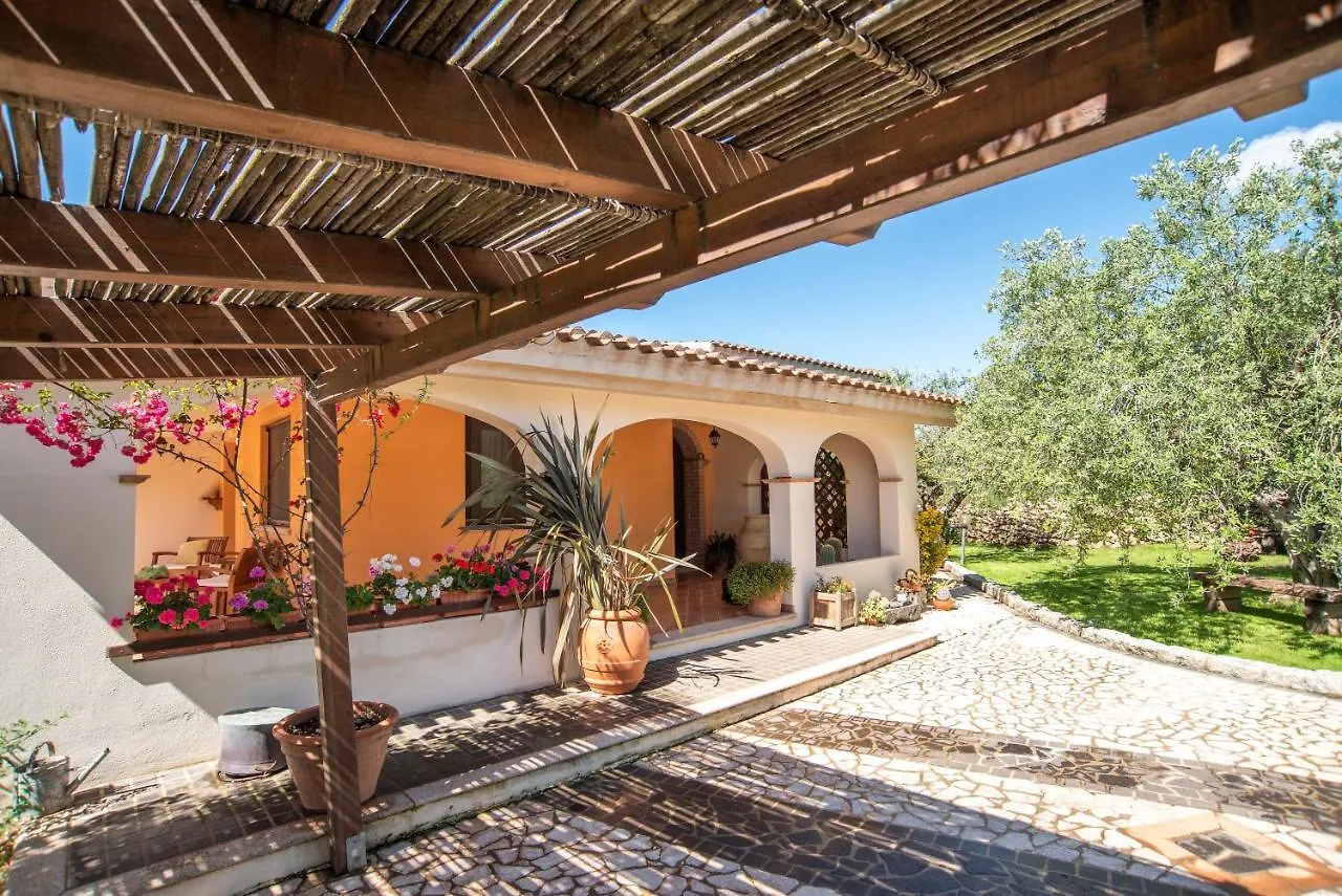 Villa Frau A 2Km Dal Mare Orosei