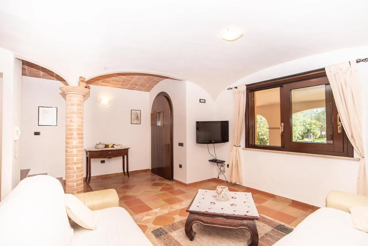 Villa Frau A 2Km Dal Mare Orosei Italy