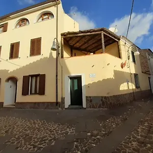 Casa Ombrina Privatunterkunft